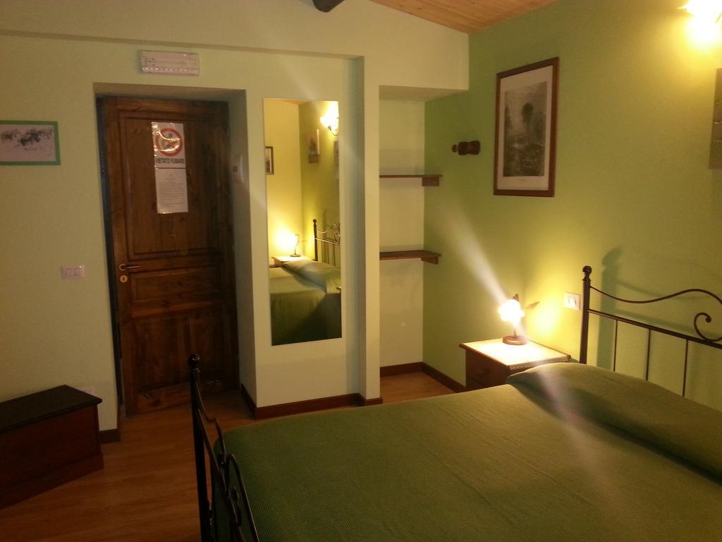 Etma Bed & Breakfast SantʼAlfio Oda fotoğraf